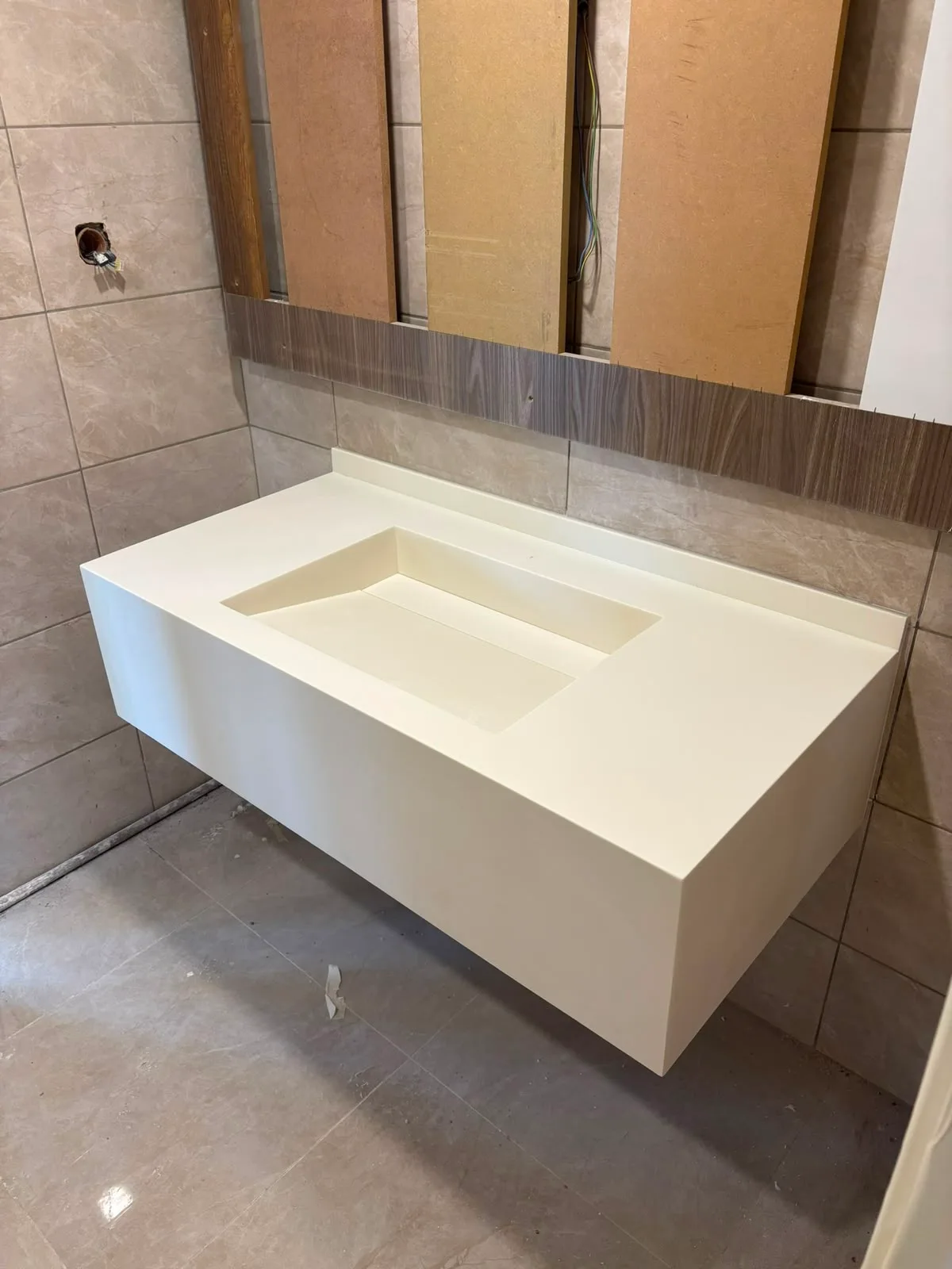 Derin entegre lavabolu akrilik banyo tezgahı